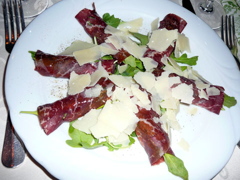 Rouleaux de bresaola et mozzarelle Rouleaux de bresaola et mozzarelle
