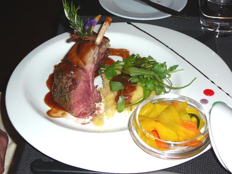 Le carré d'agneau en croûte d'herbes Le carré d'agneau en croûte d'herbes