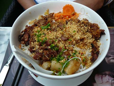 Bun heo nuong Restaurant l'Indochine, Lausanne Bun heo nuong
