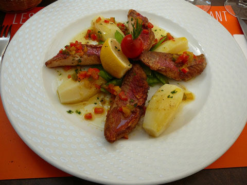 Les Négociants, Vevey : Filets de rouget niçoise Filets de rouget niçoise