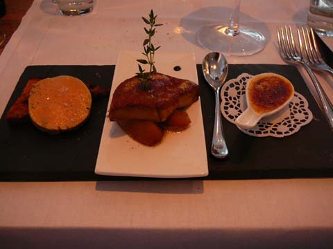 Le foie gras : Terrine maison sur pain d'épices comme un pain perdu, Escalope poêlée sur pomme rôtie au miel, Crème brûlée de foie gras Le foie gras : Terrine maison sur pain d'épices comme un pain perdu, Escalope poêlée sur pomme rôtie au miel, Crème brûlée de foie gras