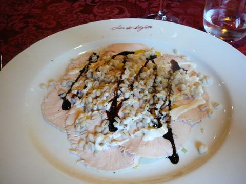 Salade de poitrine de dinde à l'orge perlé, vinaigre balsamique Salade de poitrine de dinde à l'orge perlé, vinaigre balsamique