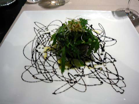 Timbale de chevreuil aux lentilles et foie gras de canard