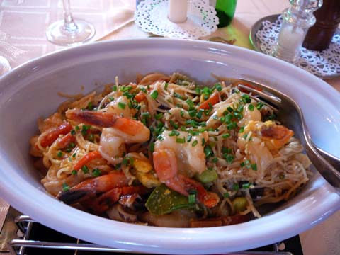 Nouilles sautées aux crevettes Nouilles sautées aux crevettes