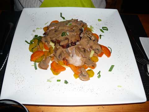 Rôti de porc, sauce aux champignons
