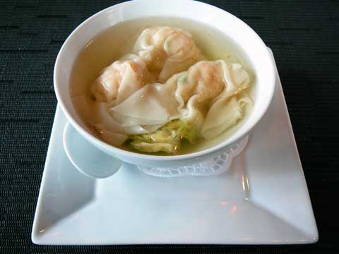 Restaurant Kikuzen, Morges : Potage aux raviolis