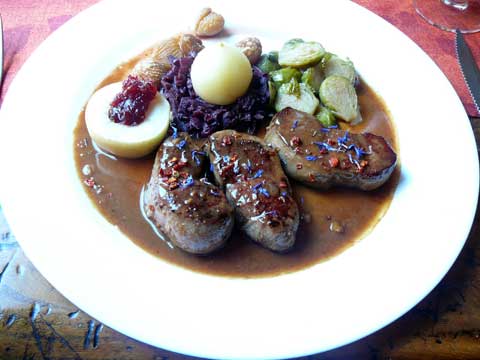 Médaillons de chevreuil sauce au läckerli