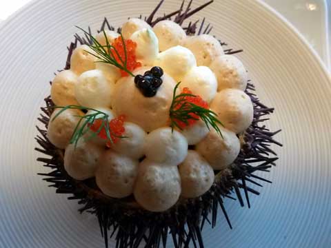 Oursin en coque, chantilly de crustacé