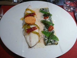 Barbue sauvage, poêlée au beurre de chorizo, zita, mascarpone et épinards