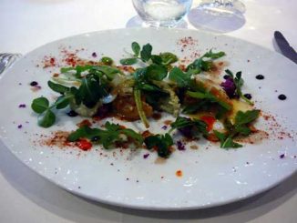 Tartare de haddock, mousse de bourrache