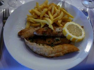 Filets de merlan du Danemark meunières, frites