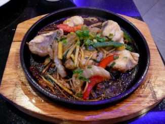 Poisson au gingembre sur plaque chauffante