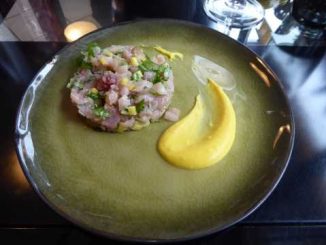 Tartare de thon à la mangue