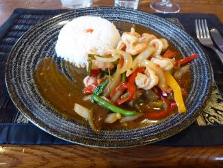 Crevettes sautées au basilic thaï