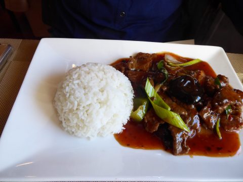 Boeuf sauce piquante