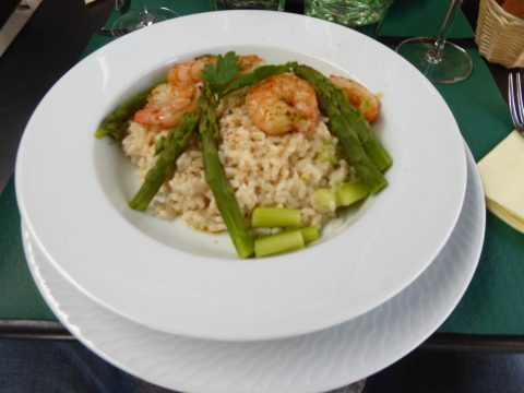 Risotto aux queues de crevettes et pointes d’asperges