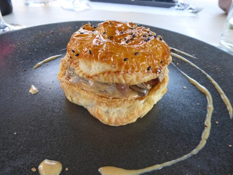 Burger de foie gras aux morilles