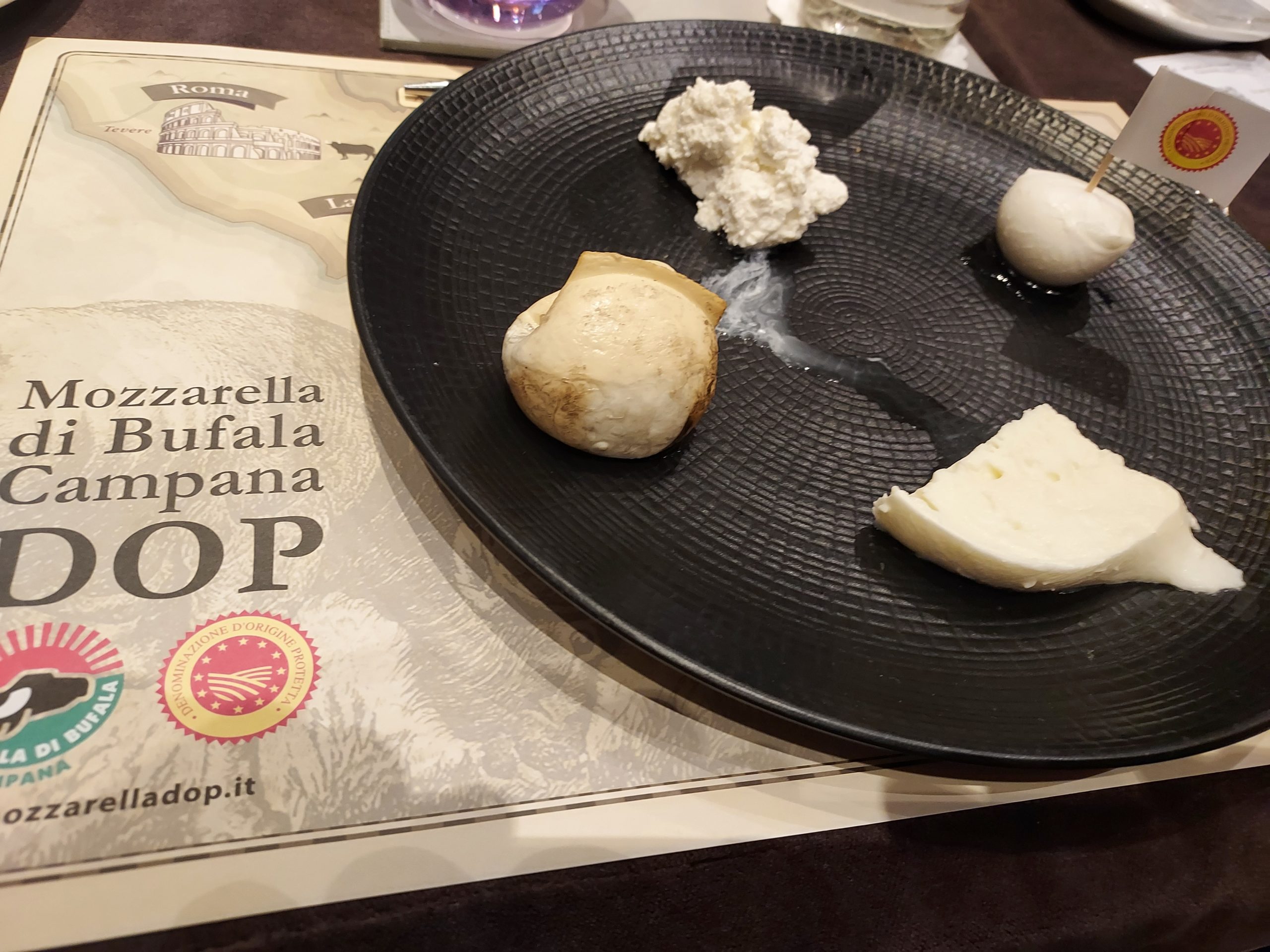 Mozzarella di Bufala Campana DOP